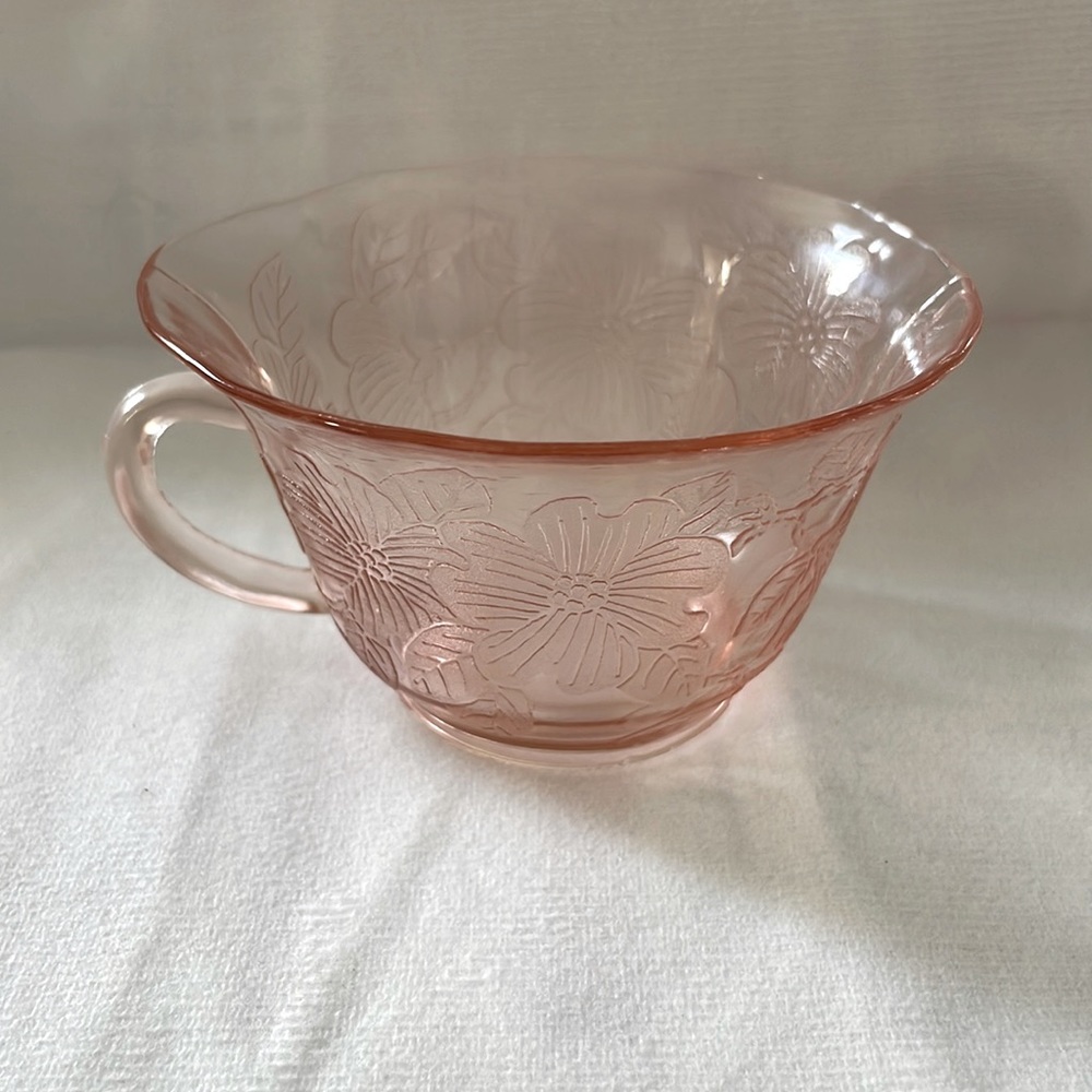 Vintage Macbeth-Evans pink cup